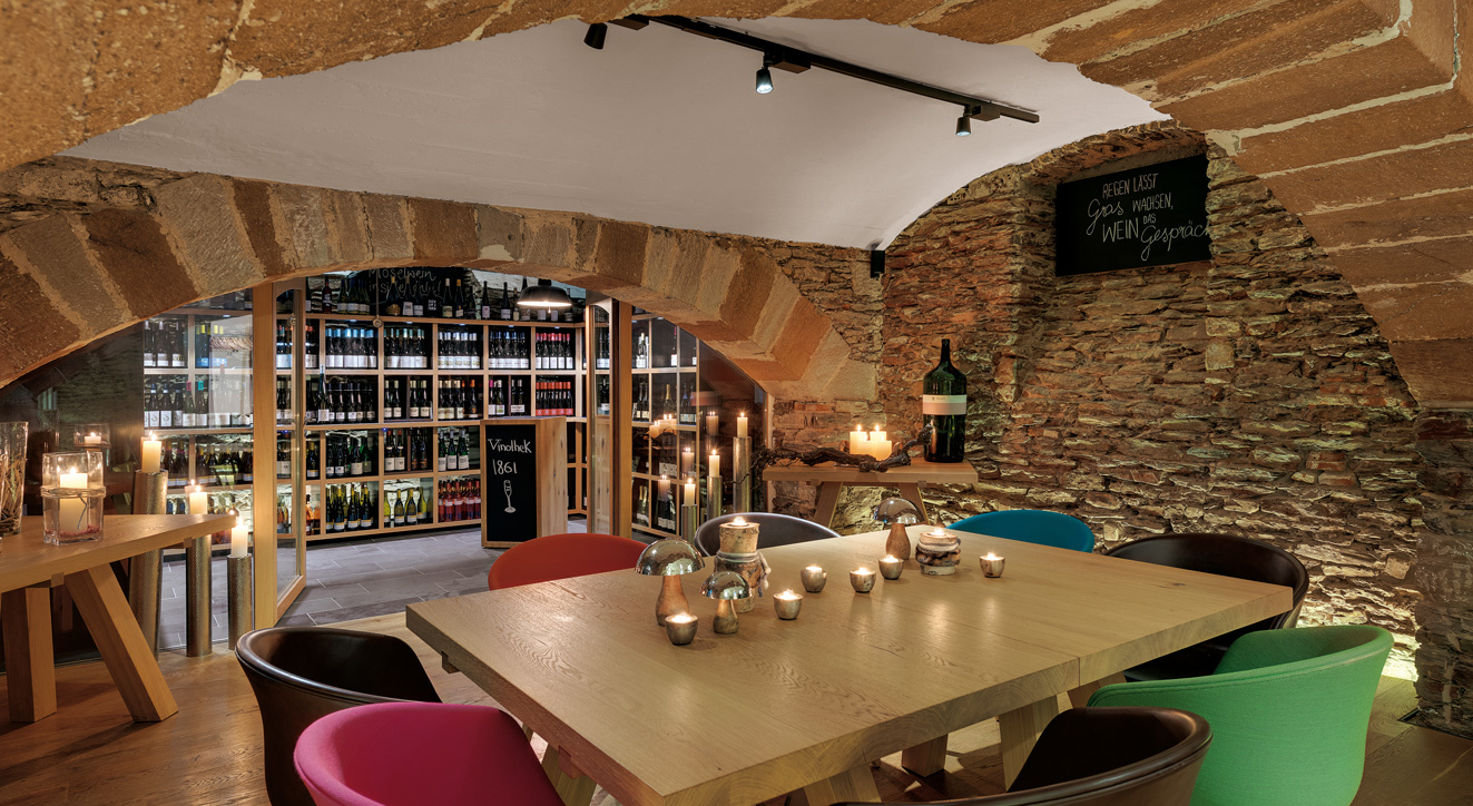 Vinothek und Wein probieren im Nells Park Hotel in Trier an der Mosel